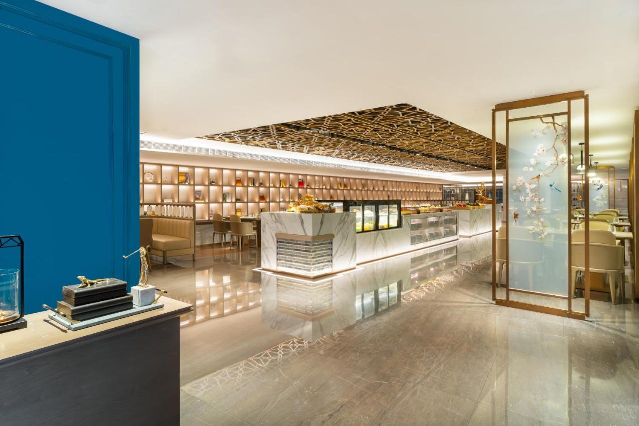 China Hotel Guangzhou - Subway Direct To Pazhou Exhibition Center, Free Shuttle During Canton Fair & Exhibitor Registration Counter Dış mekan fotoğraf The lobby of the hotel