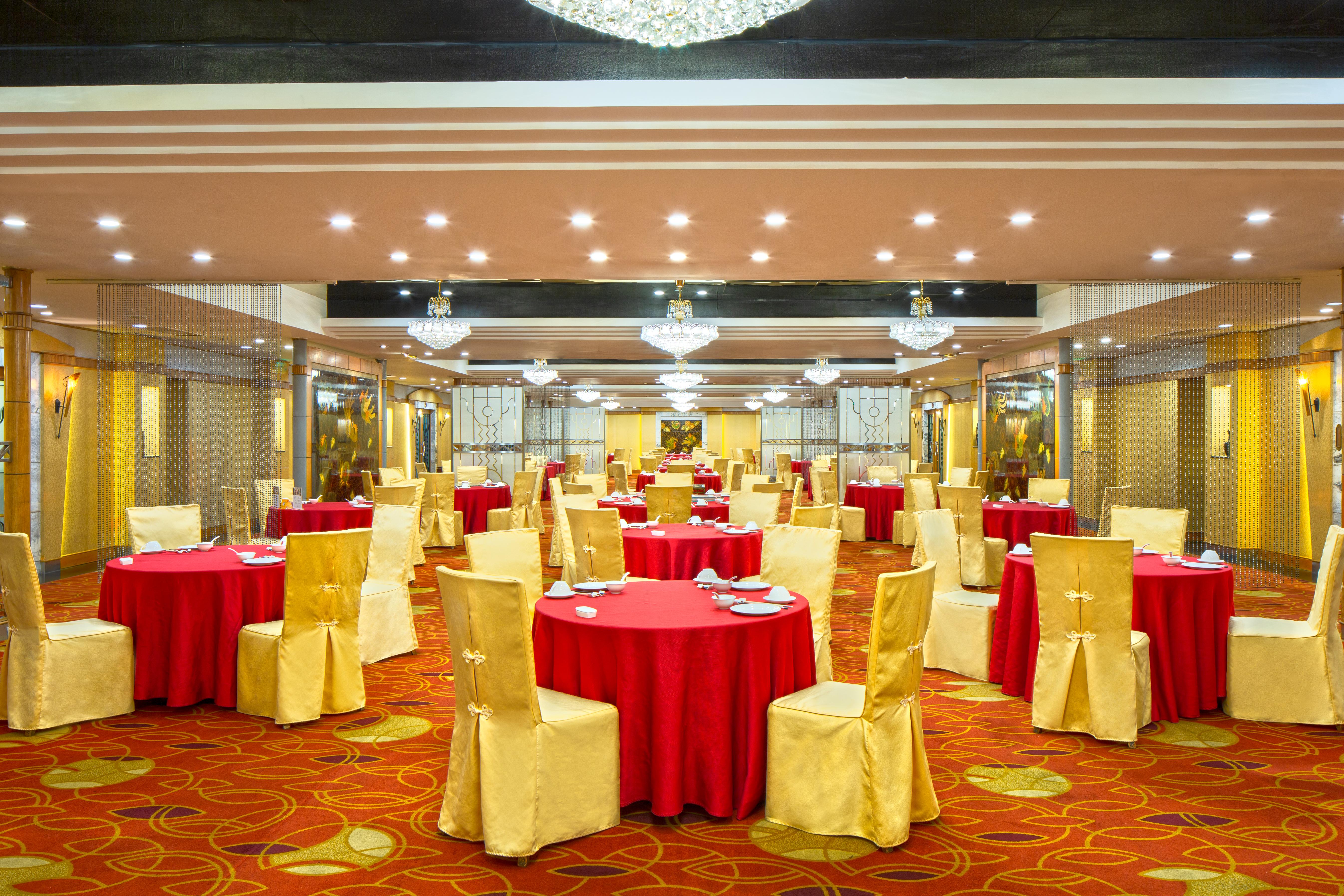 China Hotel Guangzhou - Subway Direct To Pazhou Exhibition Center, Free Shuttle During Canton Fair & Exhibitor Registration Counter Dış mekan fotoğraf The ballroom of the hotel