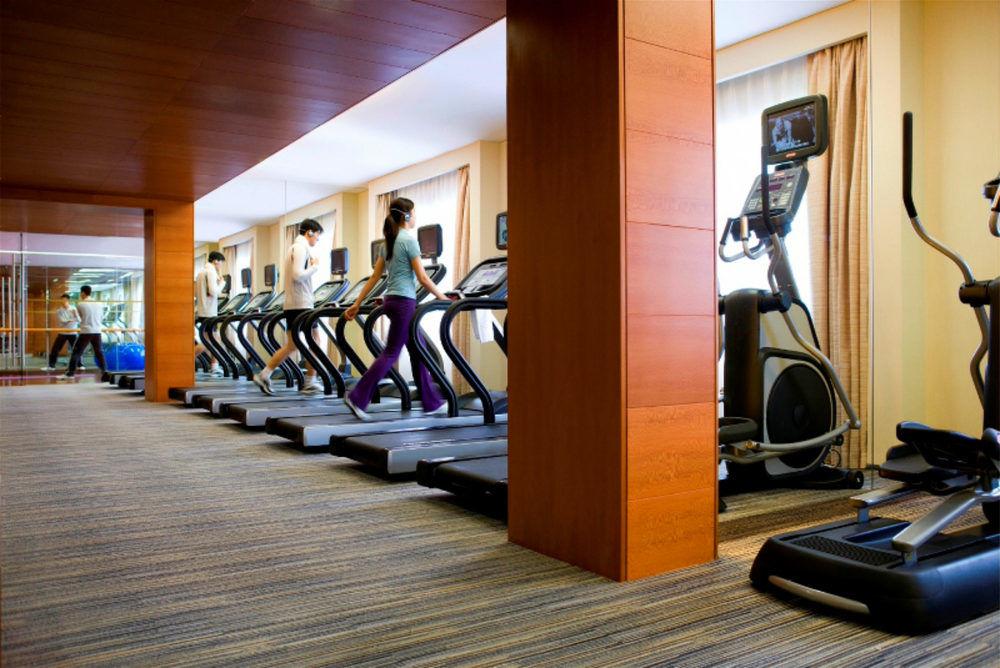 China Hotel Guangzhou - Subway Direct To Pazhou Exhibition Center, Free Shuttle During Canton Fair & Exhibitor Registration Counter Dış mekan fotoğraf The gym at the InterContinental