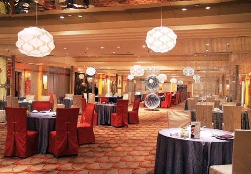 China Hotel Guangzhou - Subway Direct To Pazhou Exhibition Center, Free Shuttle During Canton Fair & Exhibitor Registration Counter Restoran fotoğraf The interior of the restaurant